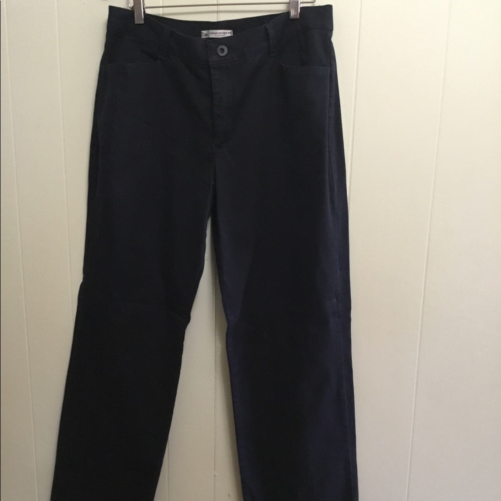 Classic black relaxed straight Lee pants 14L flat
